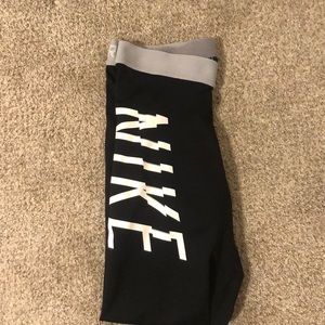 Nike leggings